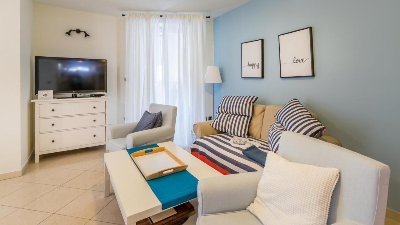 Apartment Rosmarino バスカ エクステリア 写真