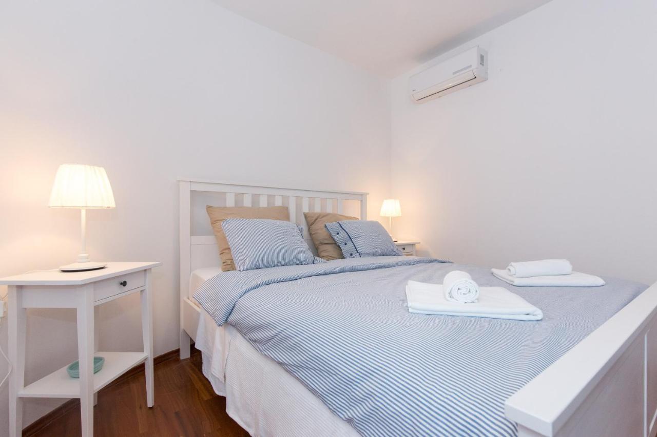 Apartment Rosmarino バスカ エクステリア 写真