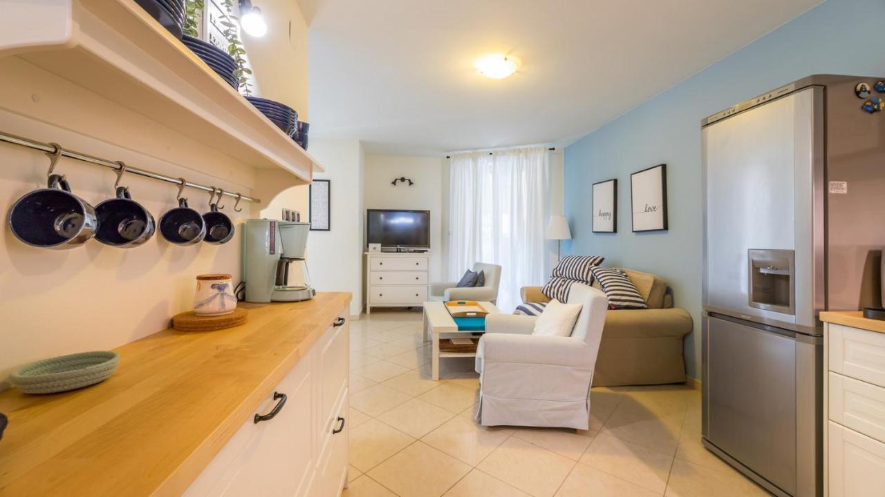Apartment Rosmarino バスカ エクステリア 写真