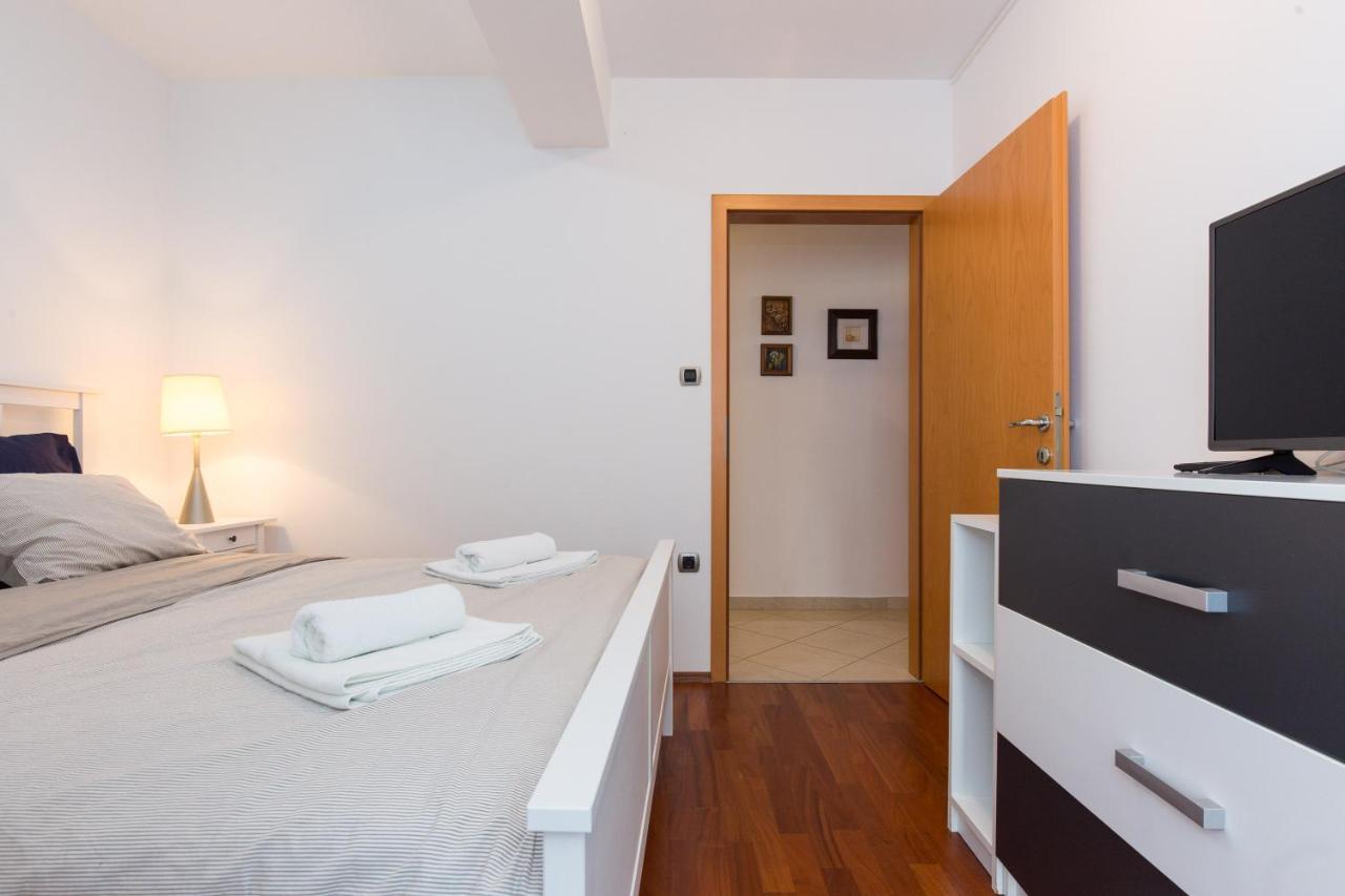 Apartment Rosmarino バスカ エクステリア 写真